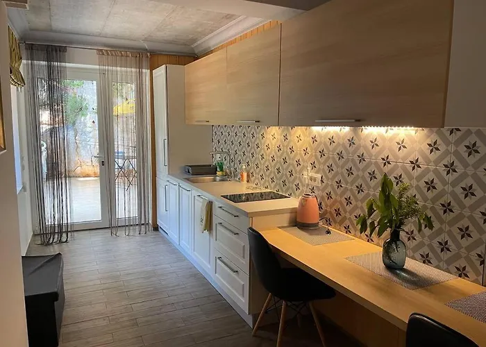 Διαμέρισμα Garden *